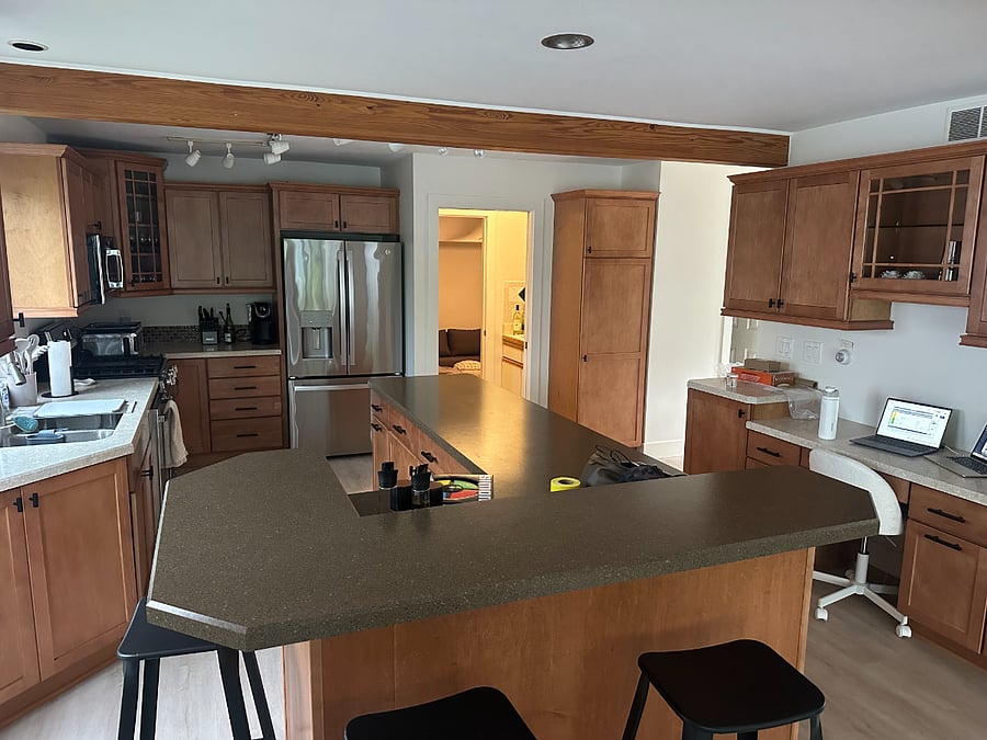 Kitchen island seats 3