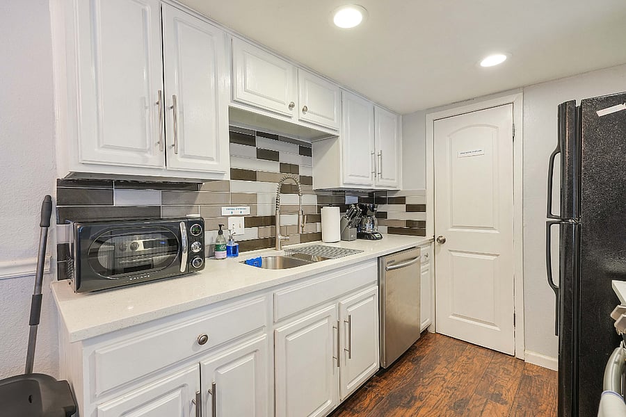 Furnished Finder property 875807_1 photo 9