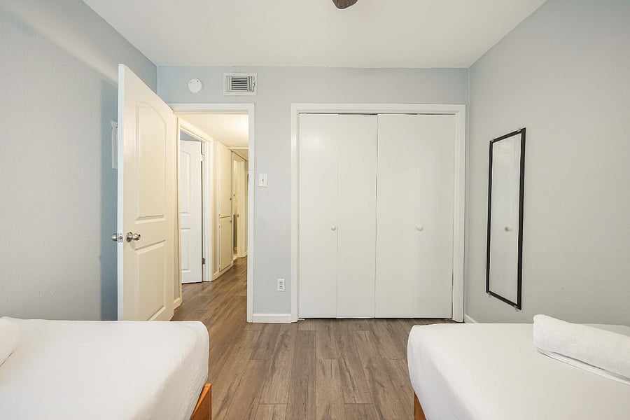 Furnished Finder property 875807_1 photo 22