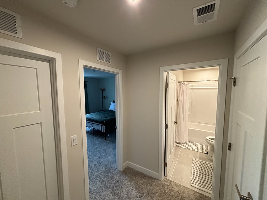 Furnished Finder property 875808_1 photo 14
