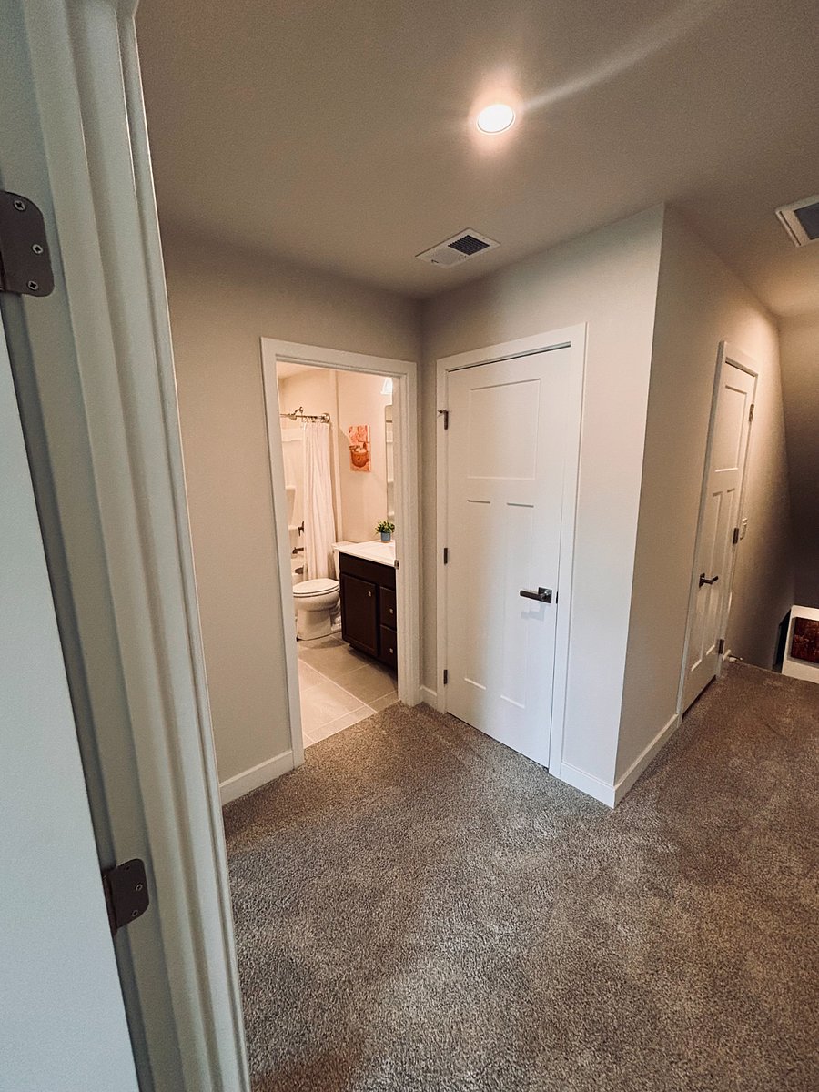 Furnished Finder property 875808_1 photo 15