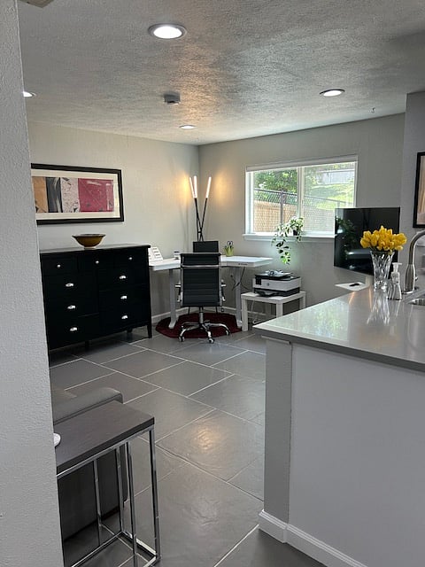 Furnished Finder property 875822_1 photo 6