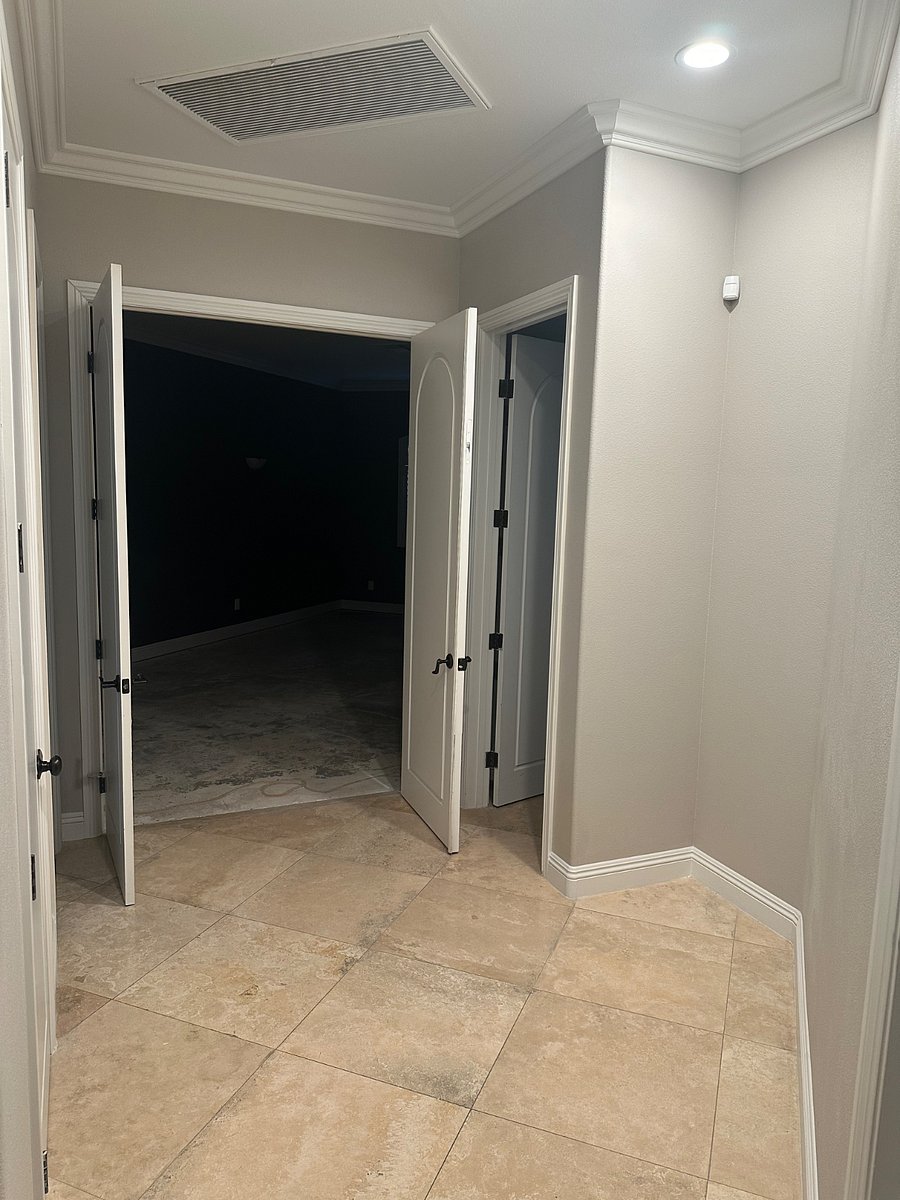 Furnished Finder property 875833_1 photo 15
