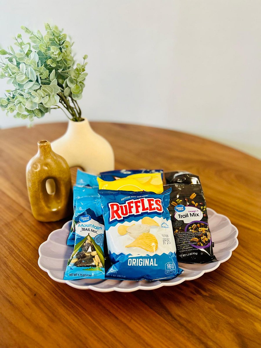 Mi casa es su casahelp yourself to a crunchy Cuban hello!