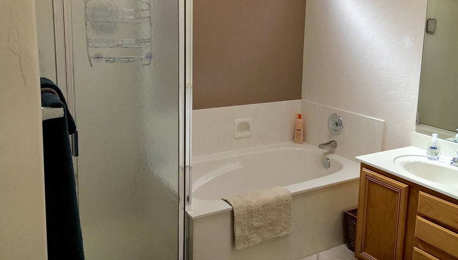 Primary Separate Tub & Shower