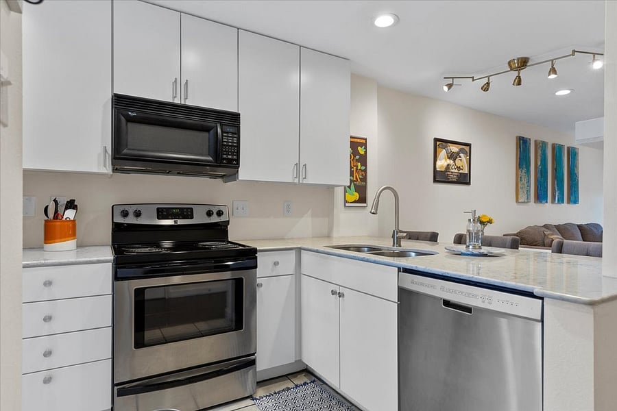 Furnished Finder property 875861_1 photo 4