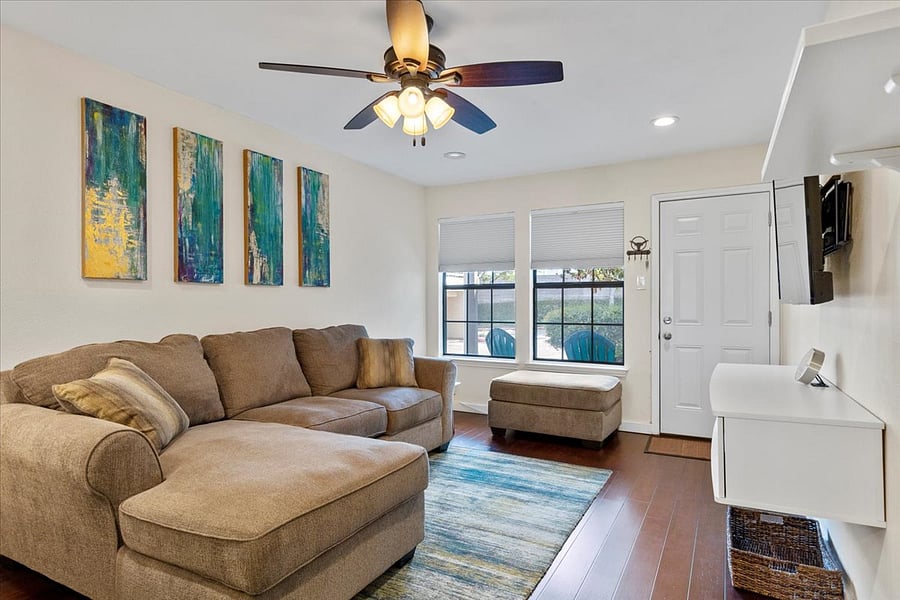 Furnished Finder property 875861_1 photo 3