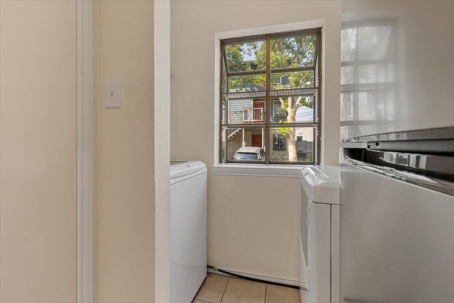 Furnished Finder property 875861_1 photo 7