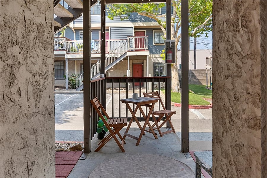 Furnished Finder property 875861_1 photo 17