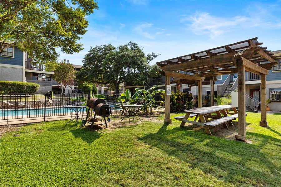 Furnished Finder property 875861_1 photo 19