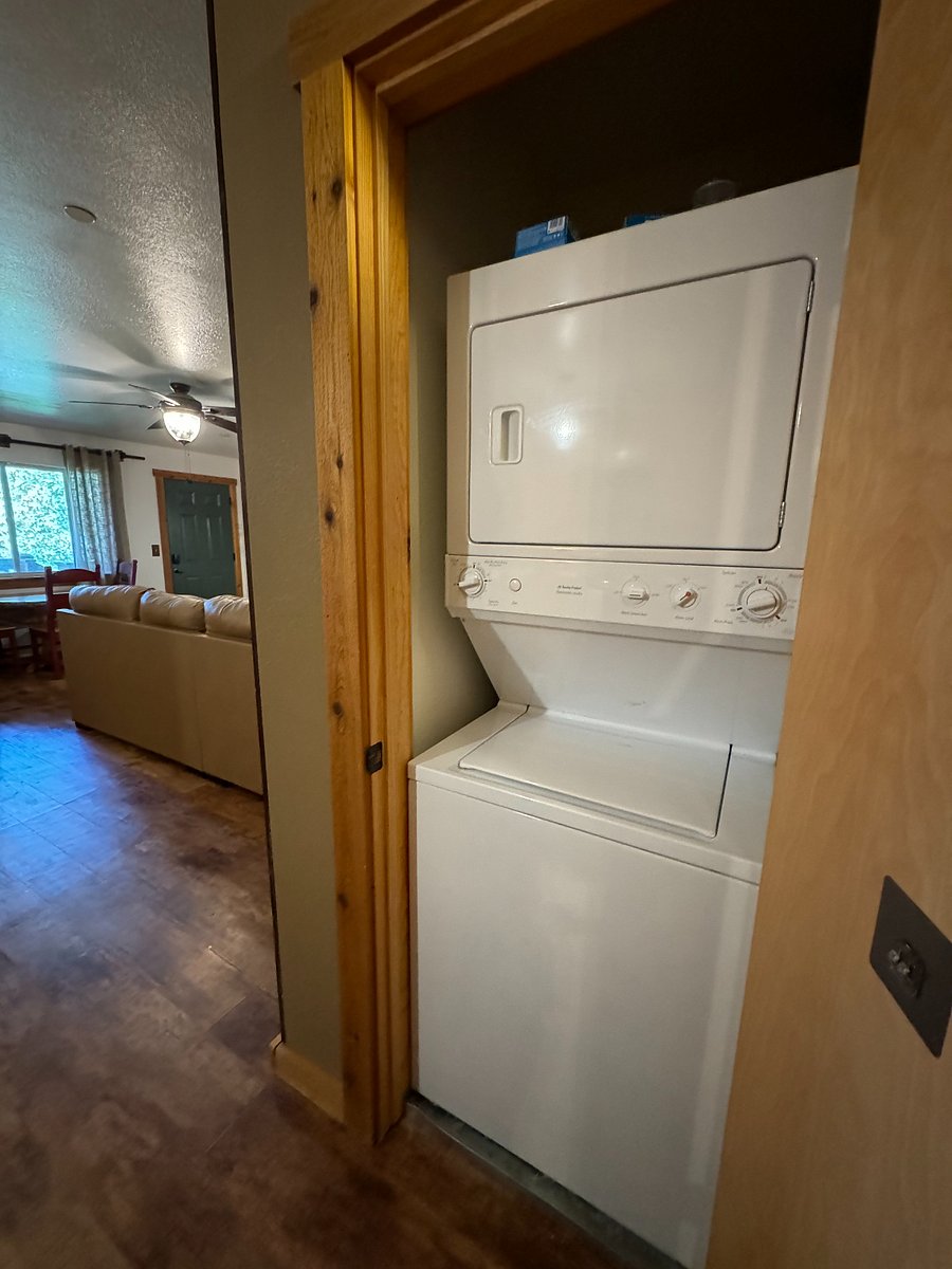 Furnished Finder property 875886_1 photo 15
