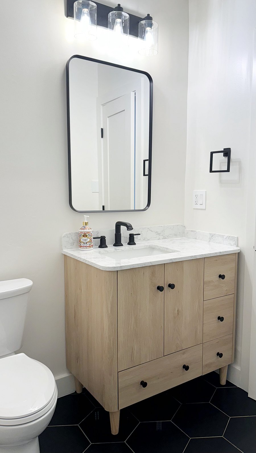 Furnished Finder property 875897_1 photo 11