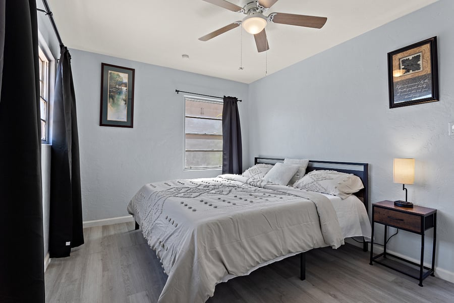 Luxury Memory foam King-sized bed