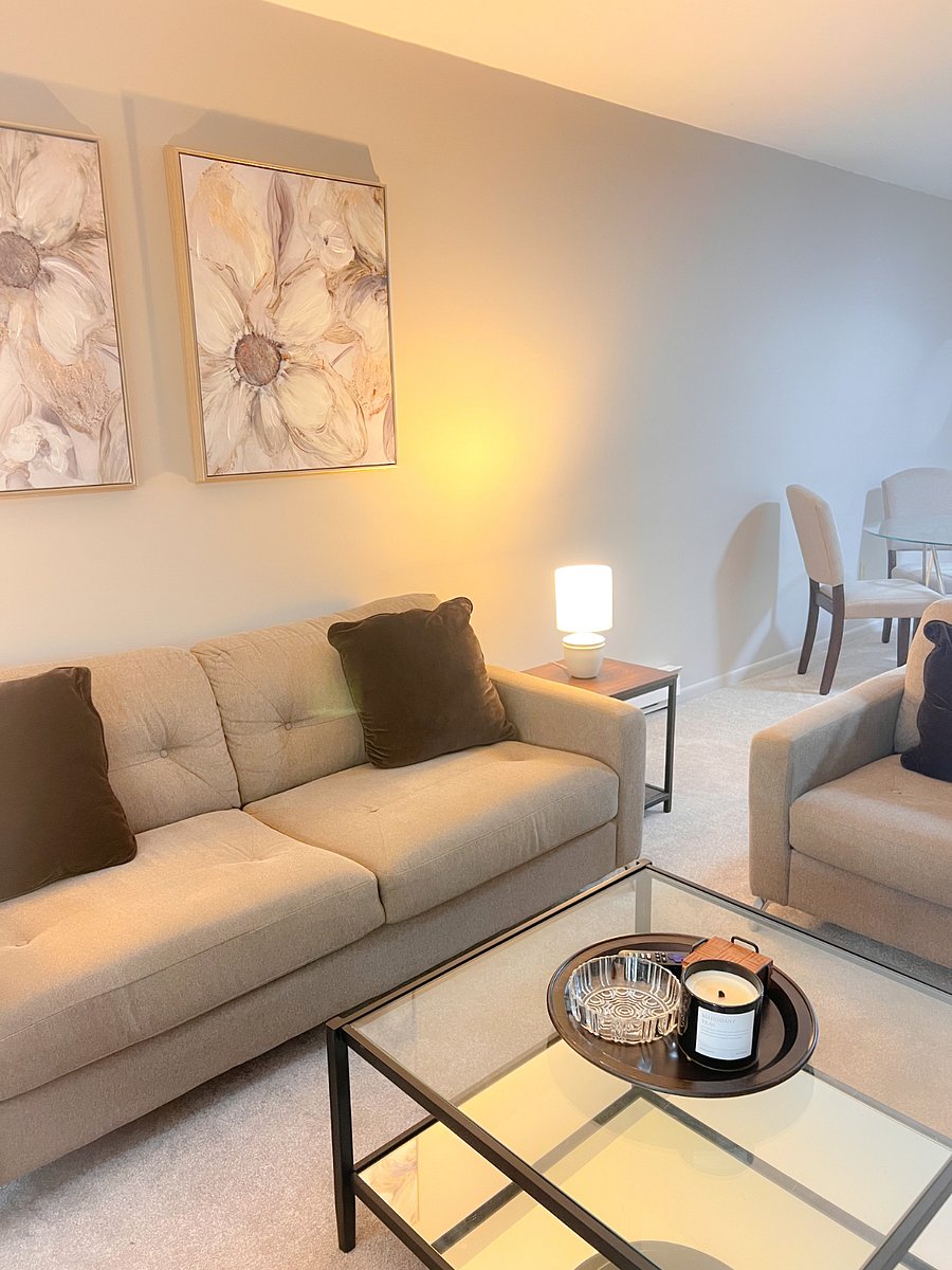 Furnished Finder property 875905_1 photo 3