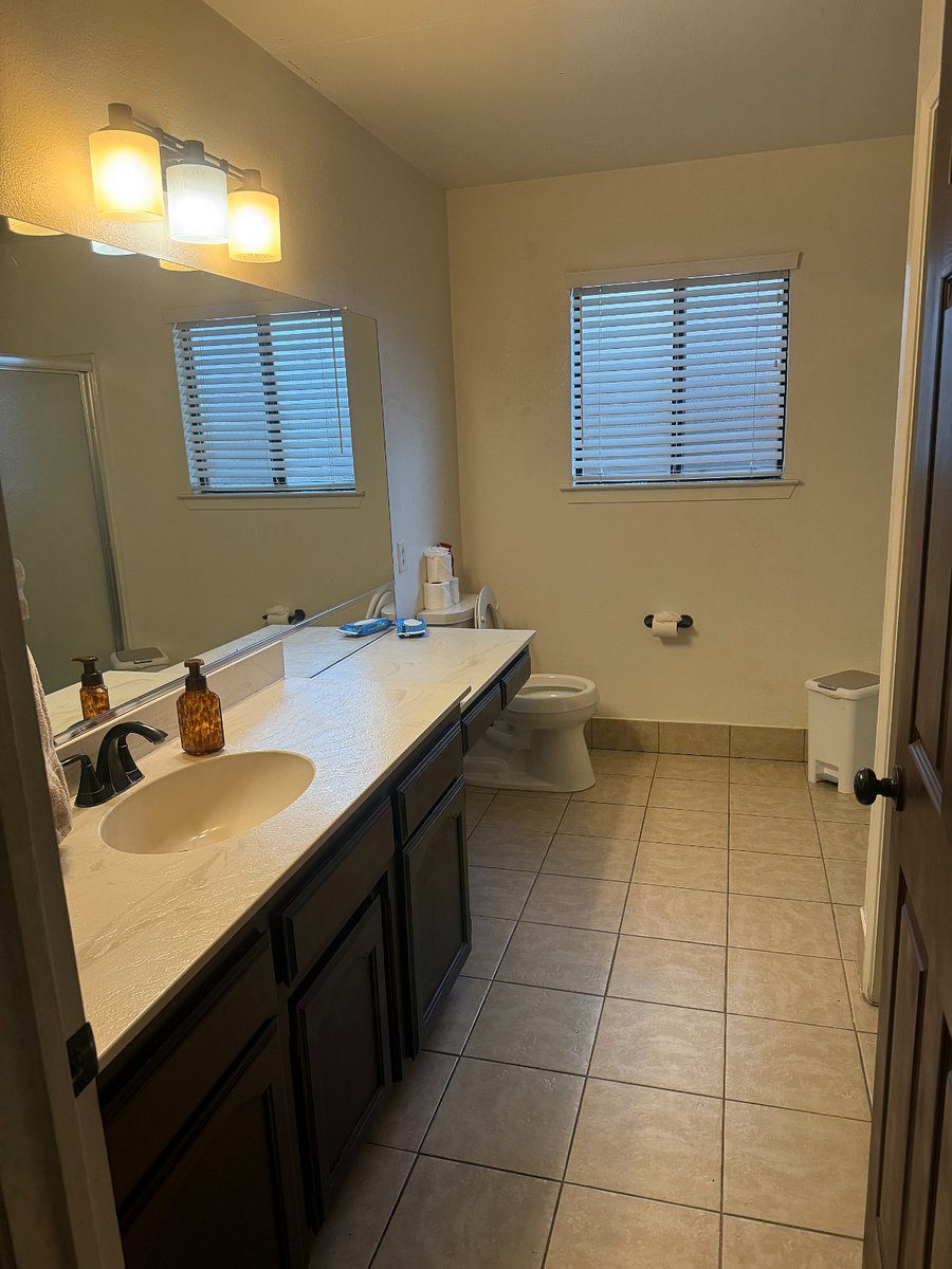 Furnished Finder property 875944_1 photo 4