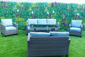 Patio with Barbecue and laundry room 