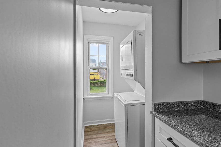 Furnished Finder property 875974_1 photo 3