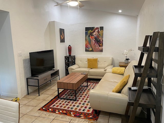 Furnished Finder property 875976_1 photo 7