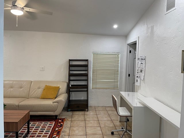 Furnished Finder property 875976_1 photo 8