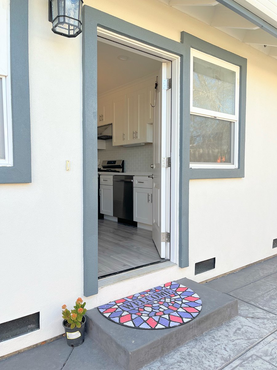 Furnished Finder property 876001_1 photo 11