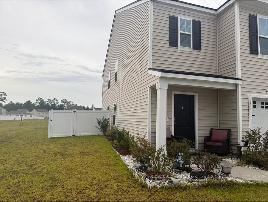 Furnished Finder property 876002_1 photo 5