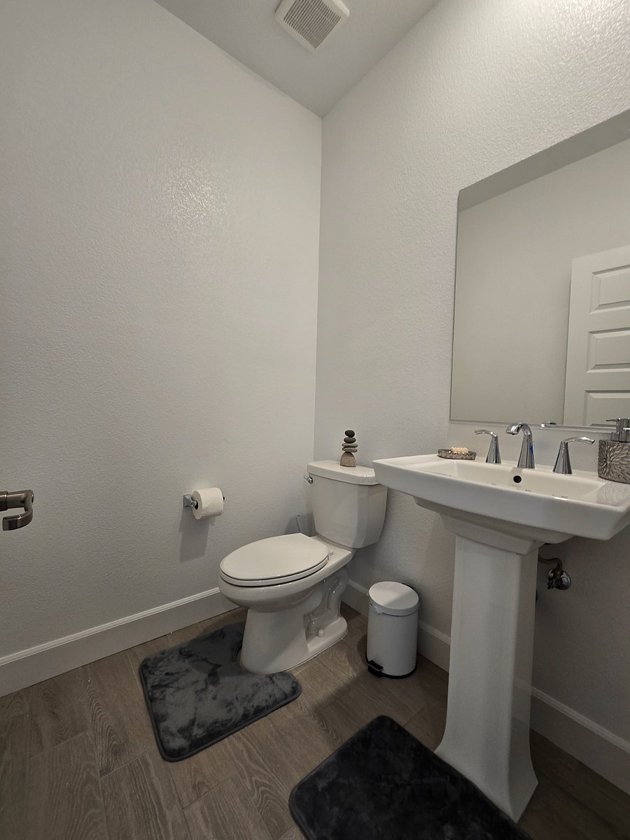 Furnished Finder property 876003_1 photo 20