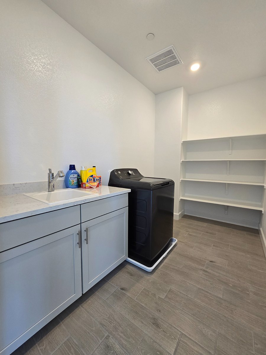 Furnished Finder property 876003_1 photo 29