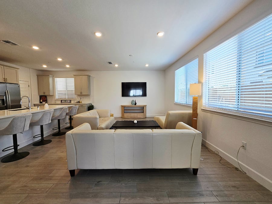 Furnished Finder property 876003_1 photo 12