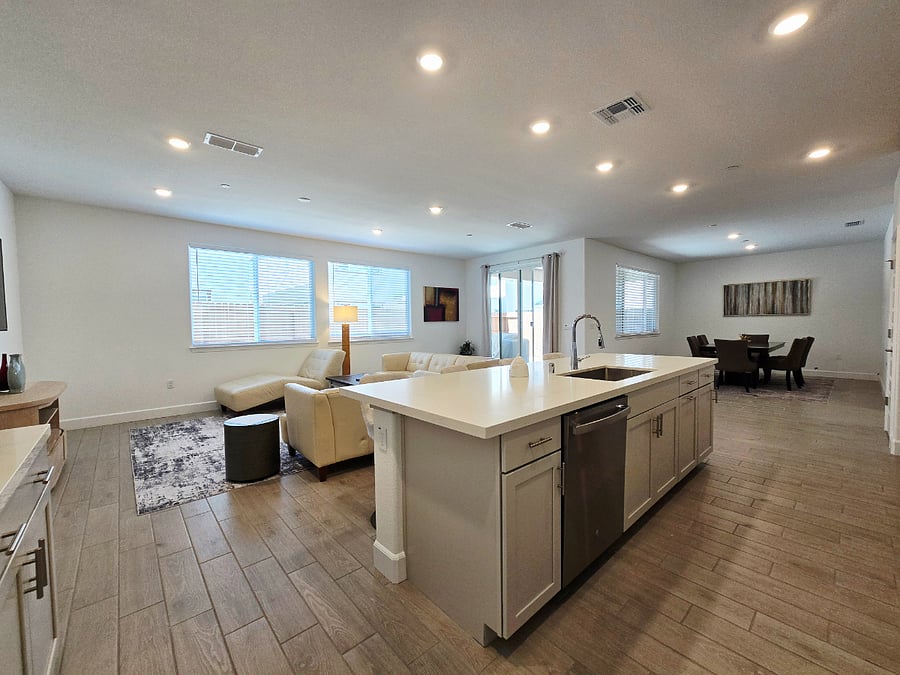 Furnished Finder property 876003_1 photo 13