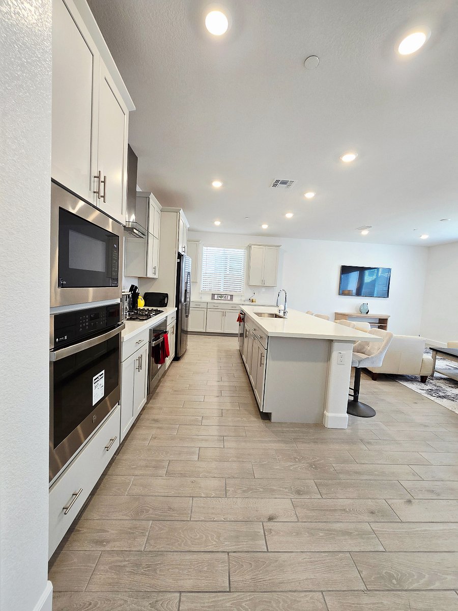 Furnished Finder property 876003_1 photo 14