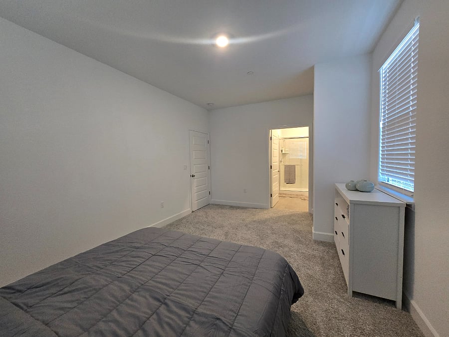 Furnished Finder property 876003_1 photo 3