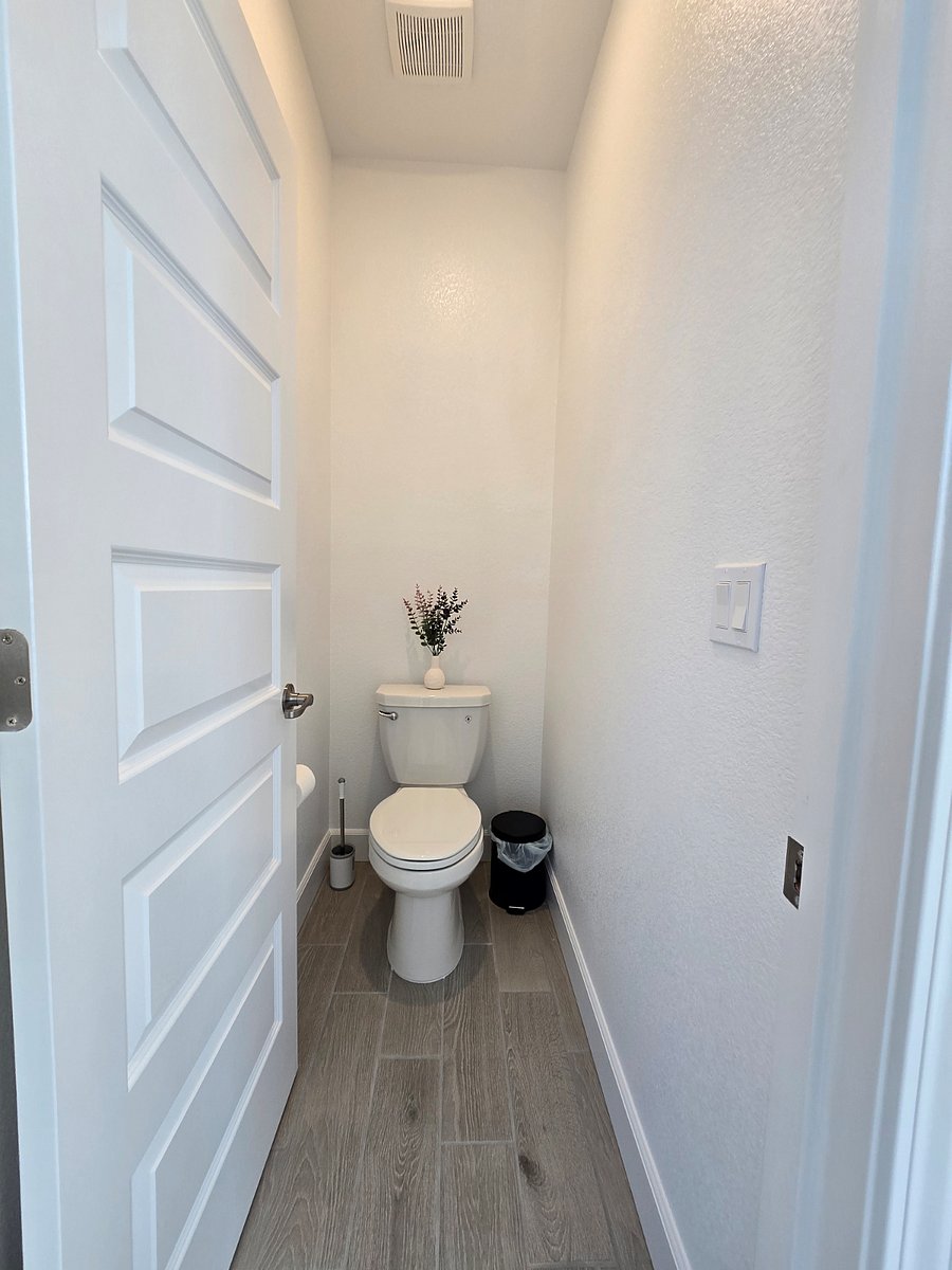 Furnished Finder property 876003_1 photo 29