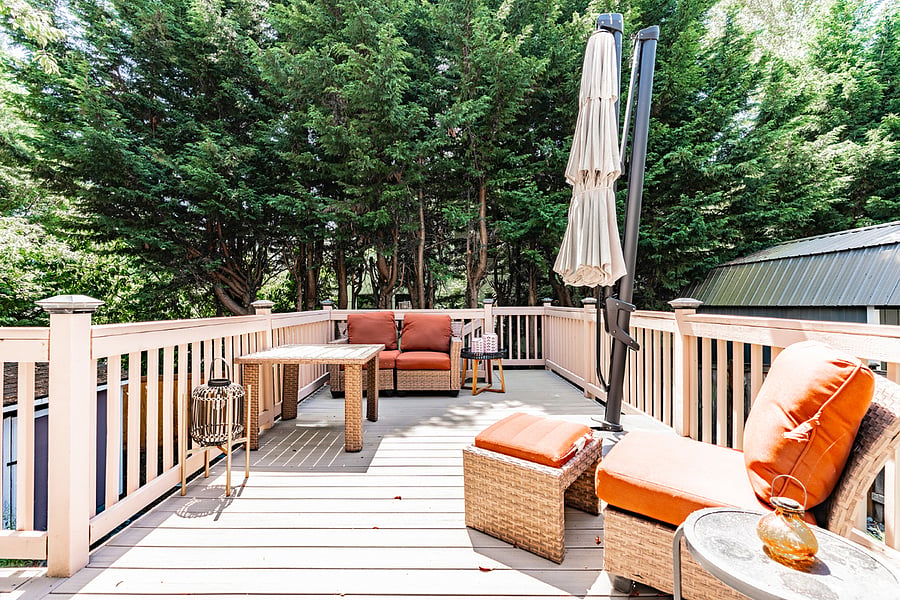 Nice deck with outdoor furniture