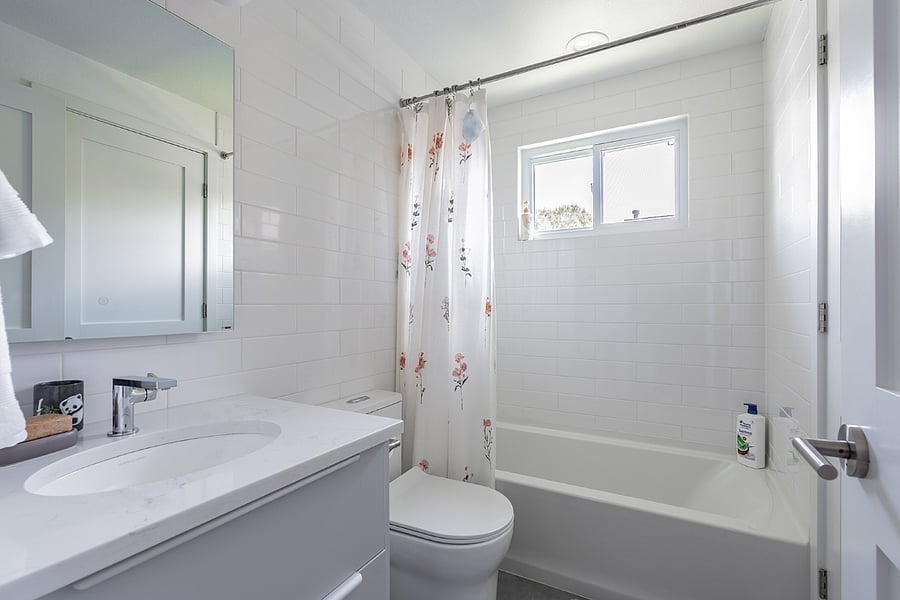 2nd bathroom