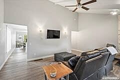 Furnished Finder property 876045_1 photo 6