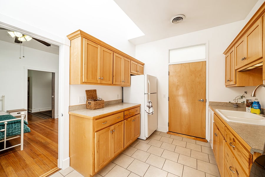 Furnished Finder property 876046_1 photo 5