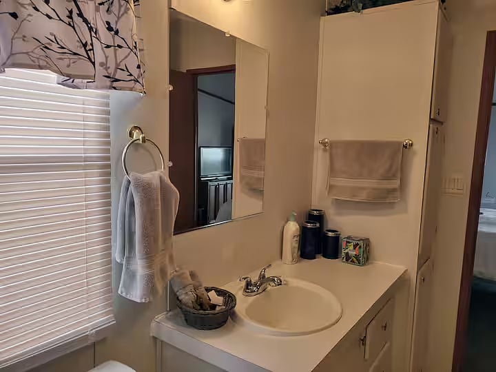 Furnished Finder property 876056_1 photo 17