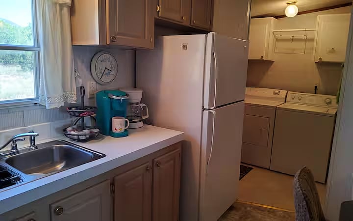 Furnished Finder property 876056_1 photo 33