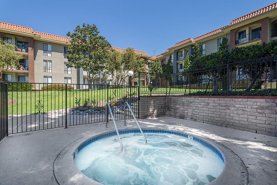 Furnished Finder property 876062_1 photo 8