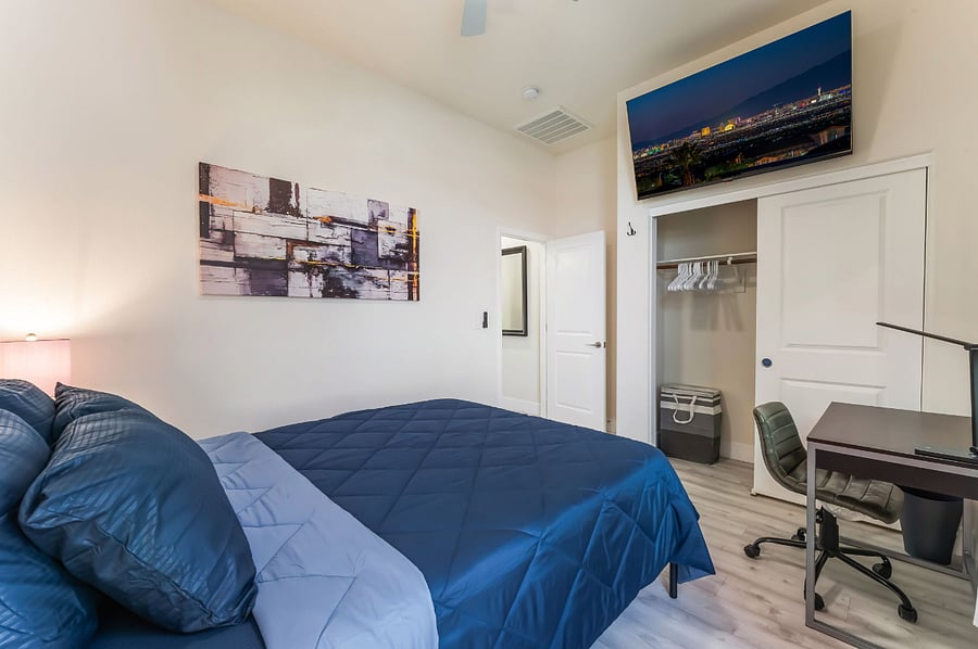 Furnished Finder property 876063_1 photo 33
