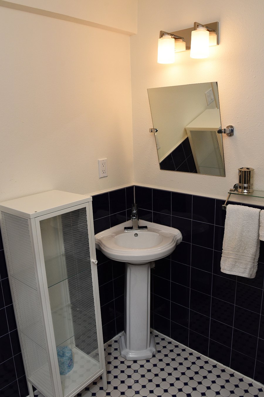 Furnished Finder property 876093_1 photo 16