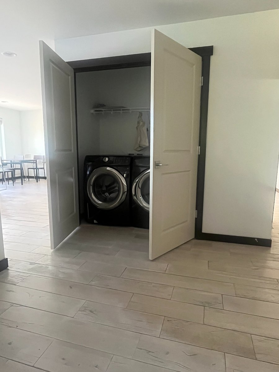 Furnished Finder property 876101_1 photo 13