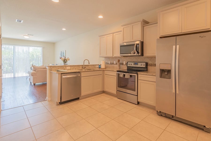 Furnished Finder property 876104_1 photo 3