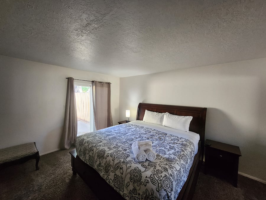 Furnished Finder property 876105_1 photo 9