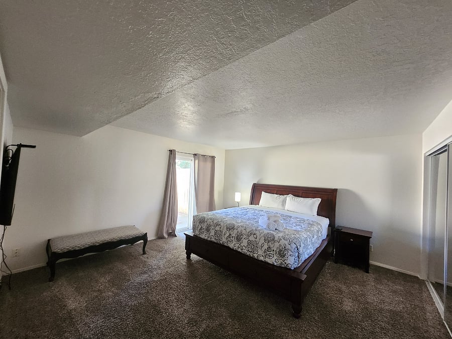 Furnished Finder property 876105_1 photo 10