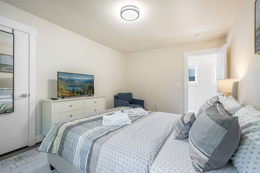 Furnished Finder property 876188_1 photo 3