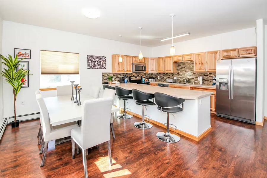 Furnished Finder property 876192_1 photo 1