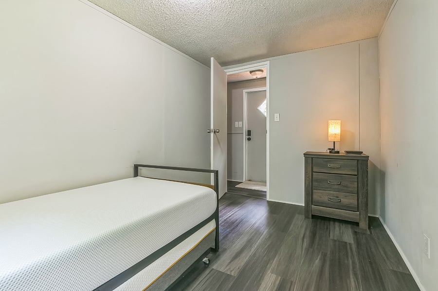 Furnished Finder property 876227_1 photo 12