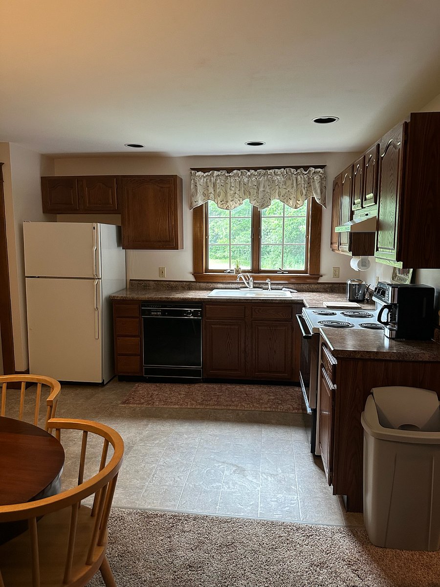 Furnished Finder property 876228_1 photo 9