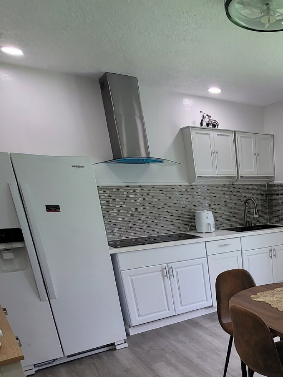 Furnished Finder property 876269_1 photo 3